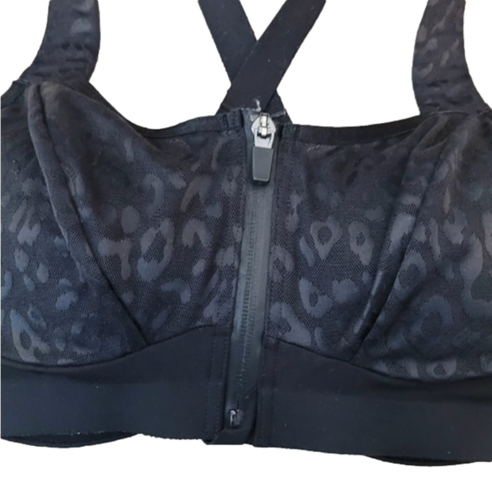 Victoria's Secret Knockout High Impact Sports Bra Leopard Print - Picture 3 of 6